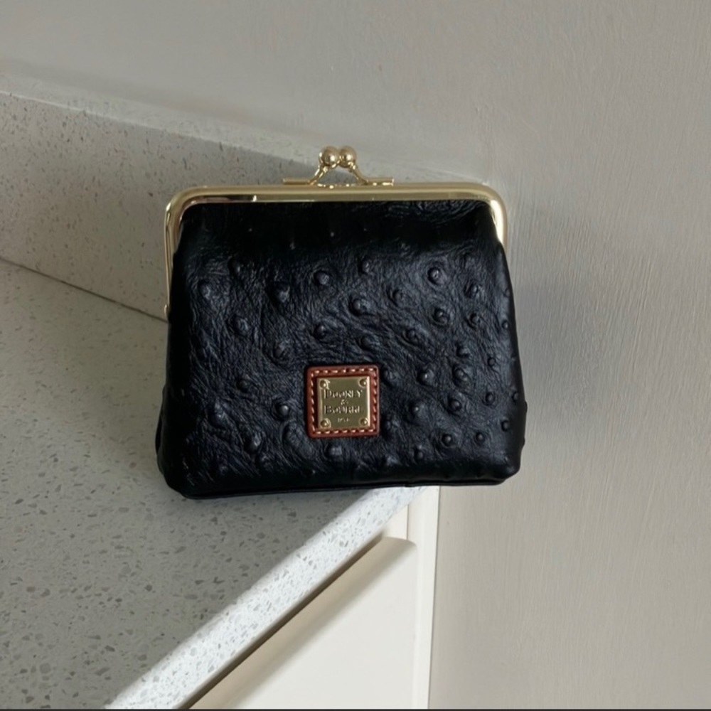 Dooney and bourke wallet